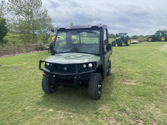2025 John Deere XUV 845M Equipment Image0