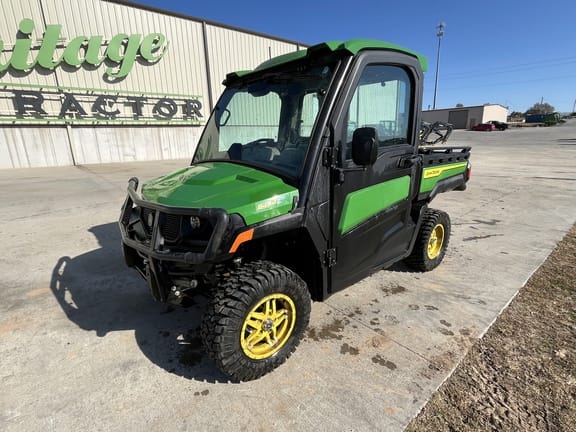 2025 John Deere XUV 845R  Equipment Image0