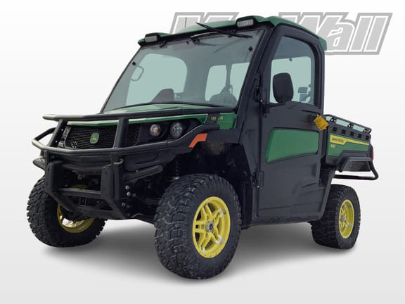 2025 John Deere XUV 845R  Equipment Image0