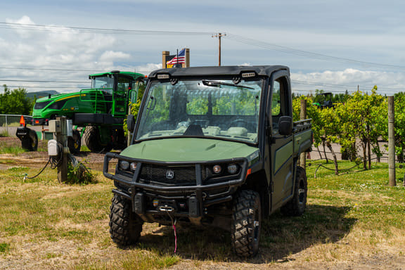 2025 John Deere XUV 845R  Equipment Image0