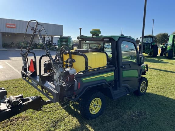Image of John Deere XUV 845R equipment image 3