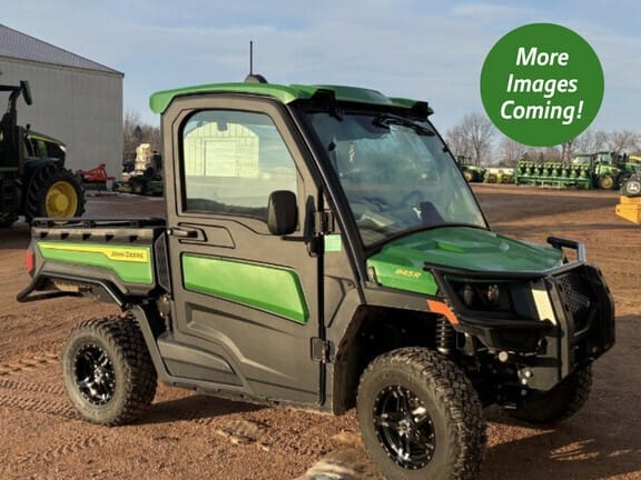 2025 John Deere XUV 845R  Equipment Image0