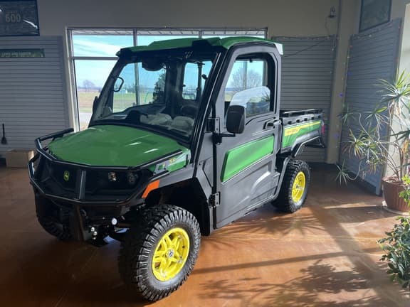 Image of John Deere XUV 845R equipment image 1