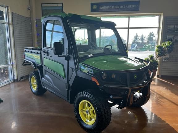 Image of John Deere XUV 845R equipment image 3