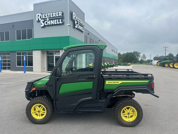 2025 John Deere XUV 845R  Equipment Image0