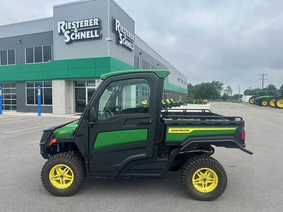Image of John Deere XUV 845R  Primary image