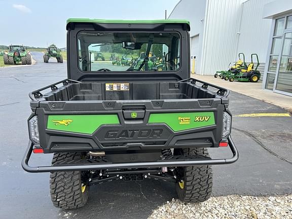Image of John Deere XUV 845R  equipment image 2