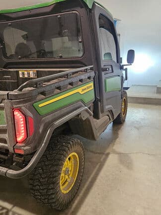 Image of John Deere XUV 845R  equipment image 2