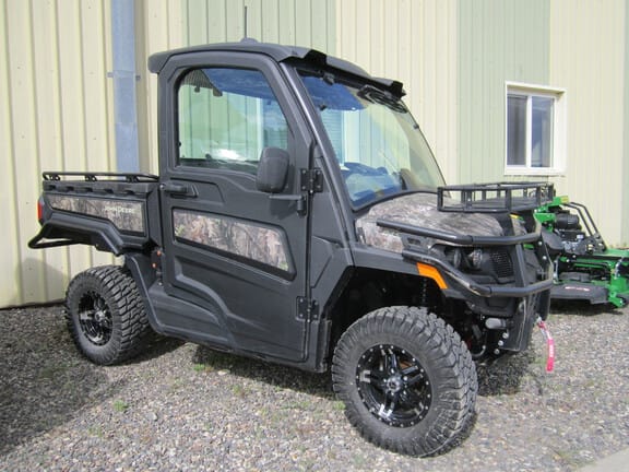 2025 John Deere XUV 845R  Equipment Image0