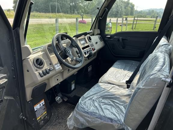 Image of John Deere XUV 845R  equipment image 4