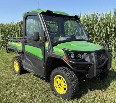 Image of John Deere XUV 845R Primary image