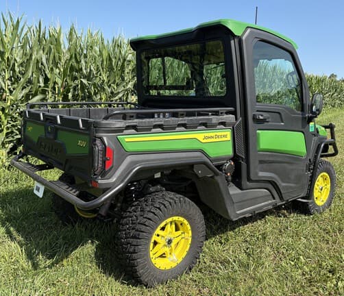 Image of John Deere XUV 845R equipment image 2
