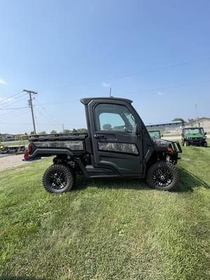 2025 John Deere XUV 845R  Image