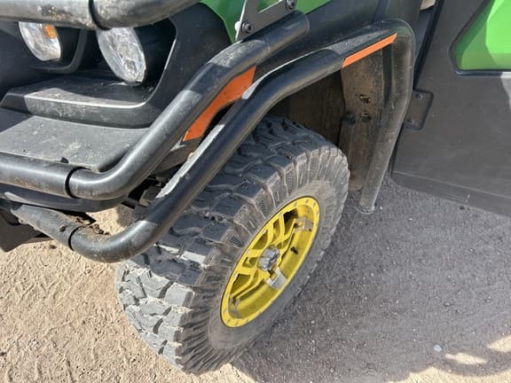 Image of John Deere XUV 845R equipment image 3