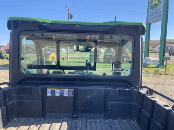 Image of John Deere XUV 845R equipment image 4