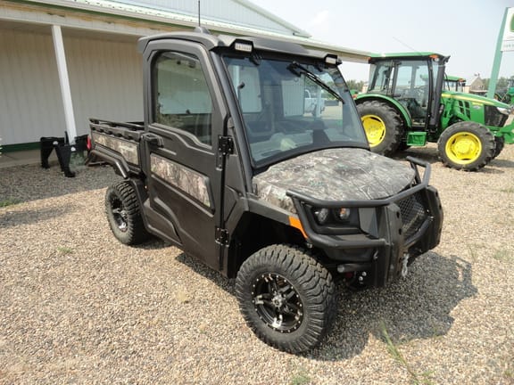 2025 John Deere XUV 845R  Equipment Image0