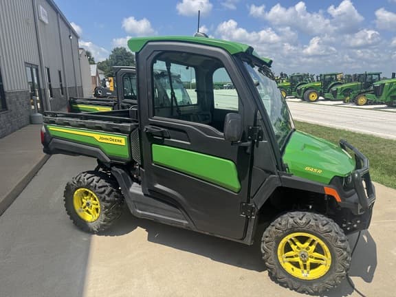 Image of John Deere XUV 845R equipment image 2