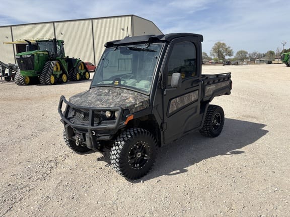 2025 John Deere XUV 845R  Equipment Image0
