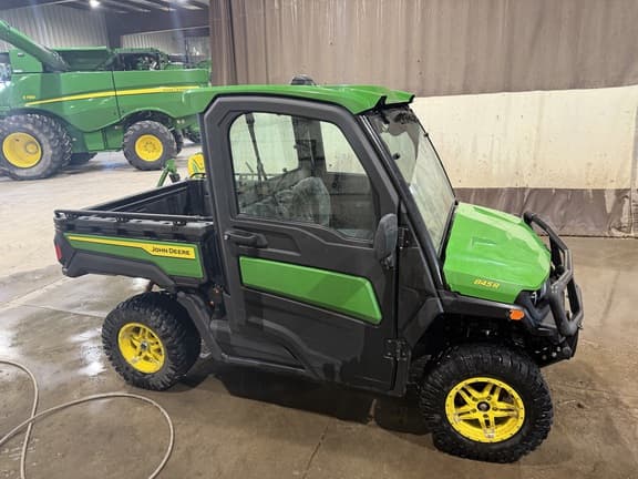 Image of John Deere XUV 845R equipment image 4