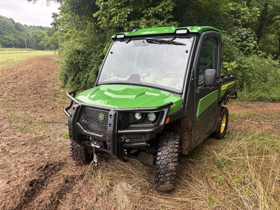 2025 John Deere XUV 845R  Equipment Image0