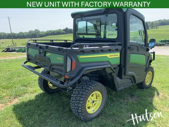Image of John Deere XUV 845R equipment image 3