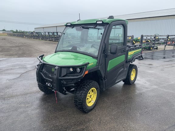 2025 John Deere XUV 845R  Equipment Image0