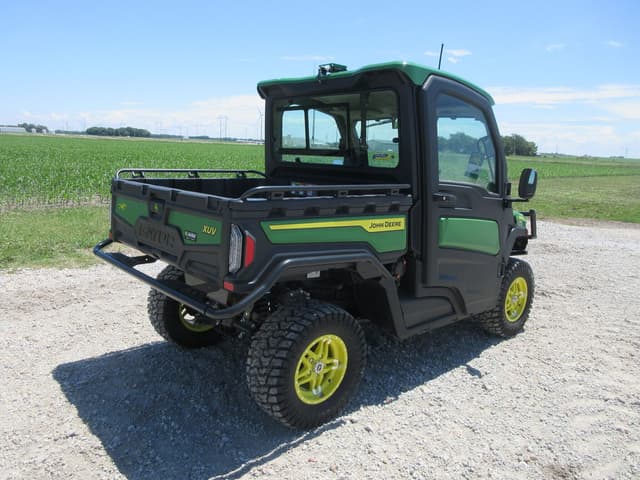 Image of John Deere XUV 845R  equipment image 2