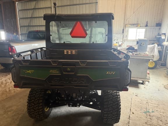 Image of John Deere XUV 875M equipment image 4