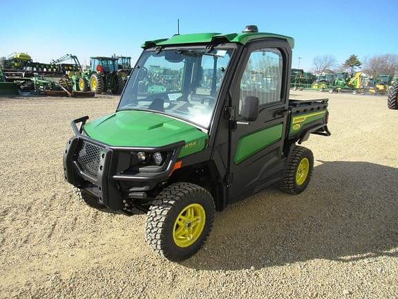 Image of John Deere XUV 875R equipment image 4