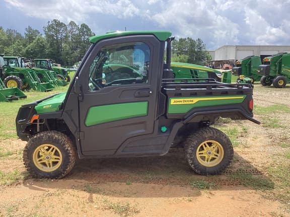Image of John Deere XUV 875R Primary image