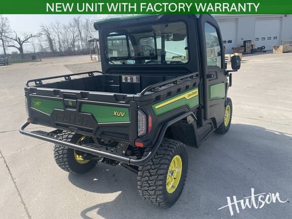 Image of John Deere XUV 875R equipment image 2