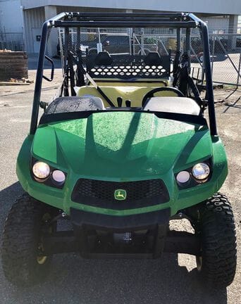 2025 John Deere XUV 590M S4 Equipment Image0