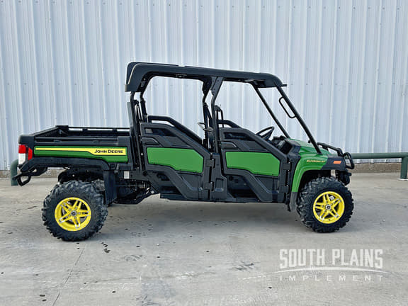 Image of John Deere XUV 825M S4 equipment image 1