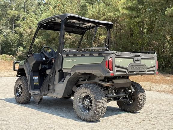 Image of John Deere XUV 845M equipment image 3