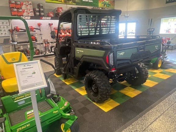 Image of John Deere XUV 845M equipment image 2