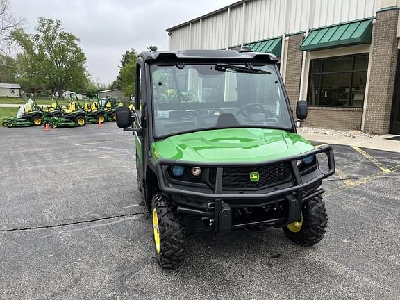 Image of John Deere XUV 845M equipment image 1