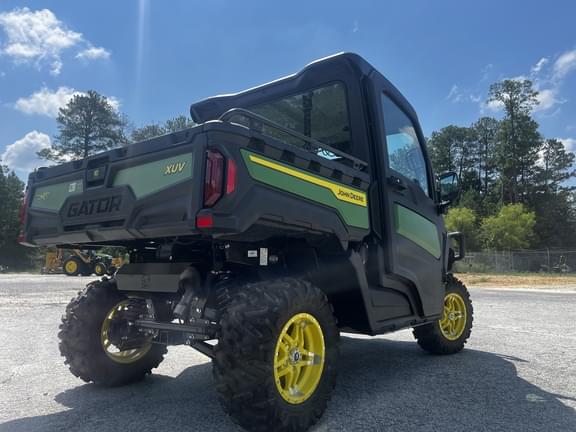 Image of John Deere XUV 845M equipment image 2