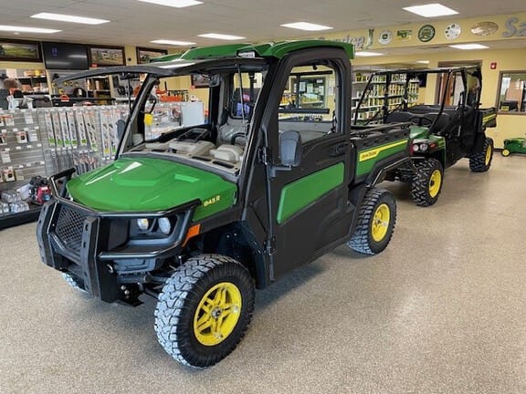 2025 John Deere XUV 845R  Equipment Image0