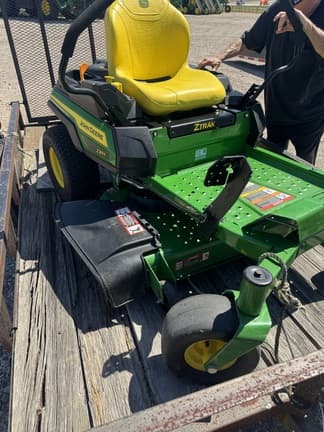 Image of John Deere Z315E equipment image 4
