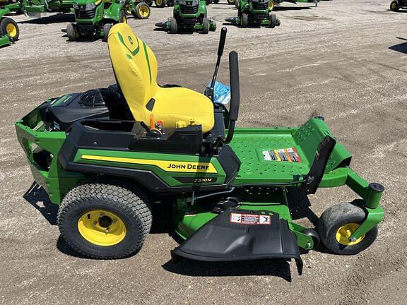Image of John Deere Z320M Image 0
