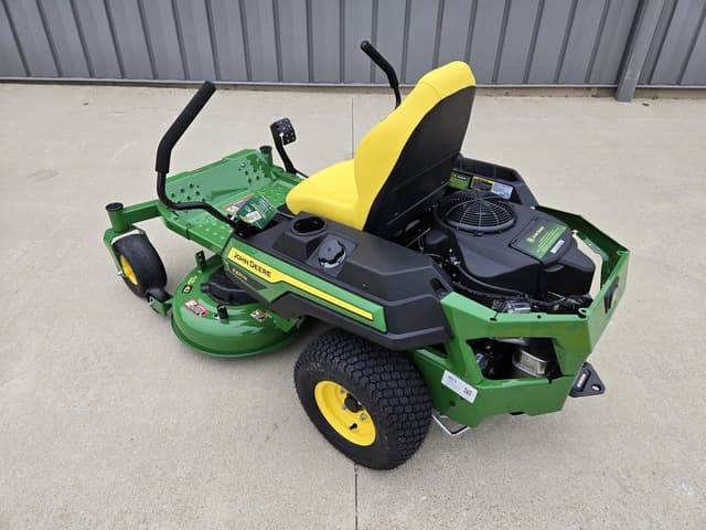 Image of John Deere Z320M equipment image 3