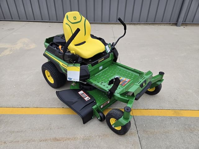 Image of John Deere Z320M equipment image 1