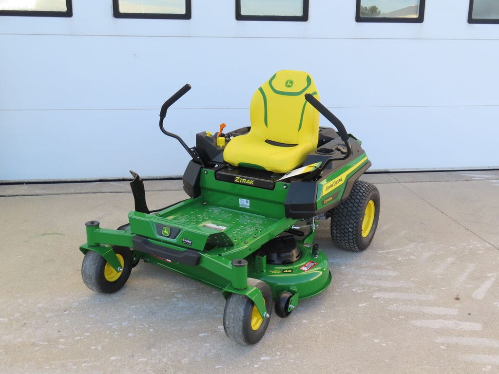 2025 John Deere Z320M Equipment Image0