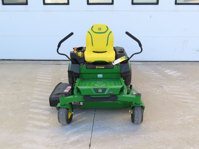 Image of John Deere Z320M equipment image 4