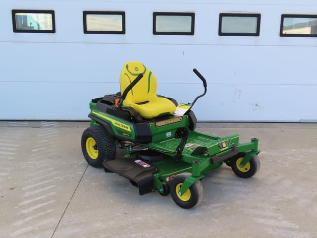 Image of John Deere Z320M equipment image 1