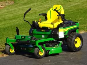 2025 John Deere Z320R Image