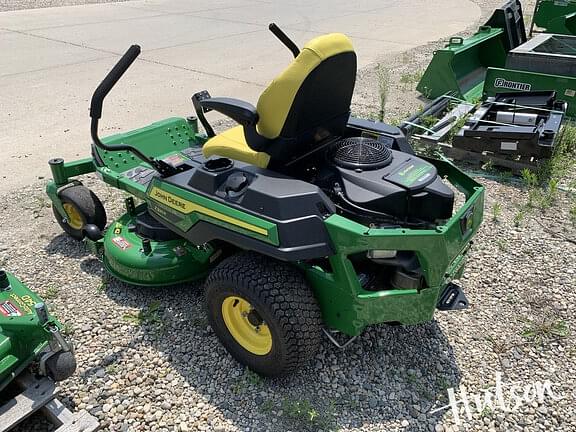 Image of John Deere Z320R equipment image 2