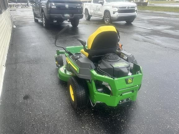 Image of John Deere Z320R equipment image 3
