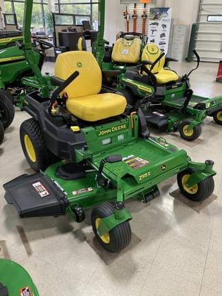 Image of John Deere Z320R Image 0