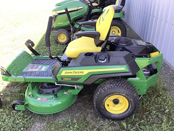 Image of John Deere Z320R equipment image 2